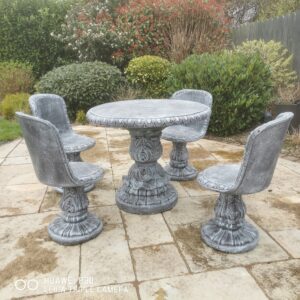 Round 38" Table & 4 classic seats